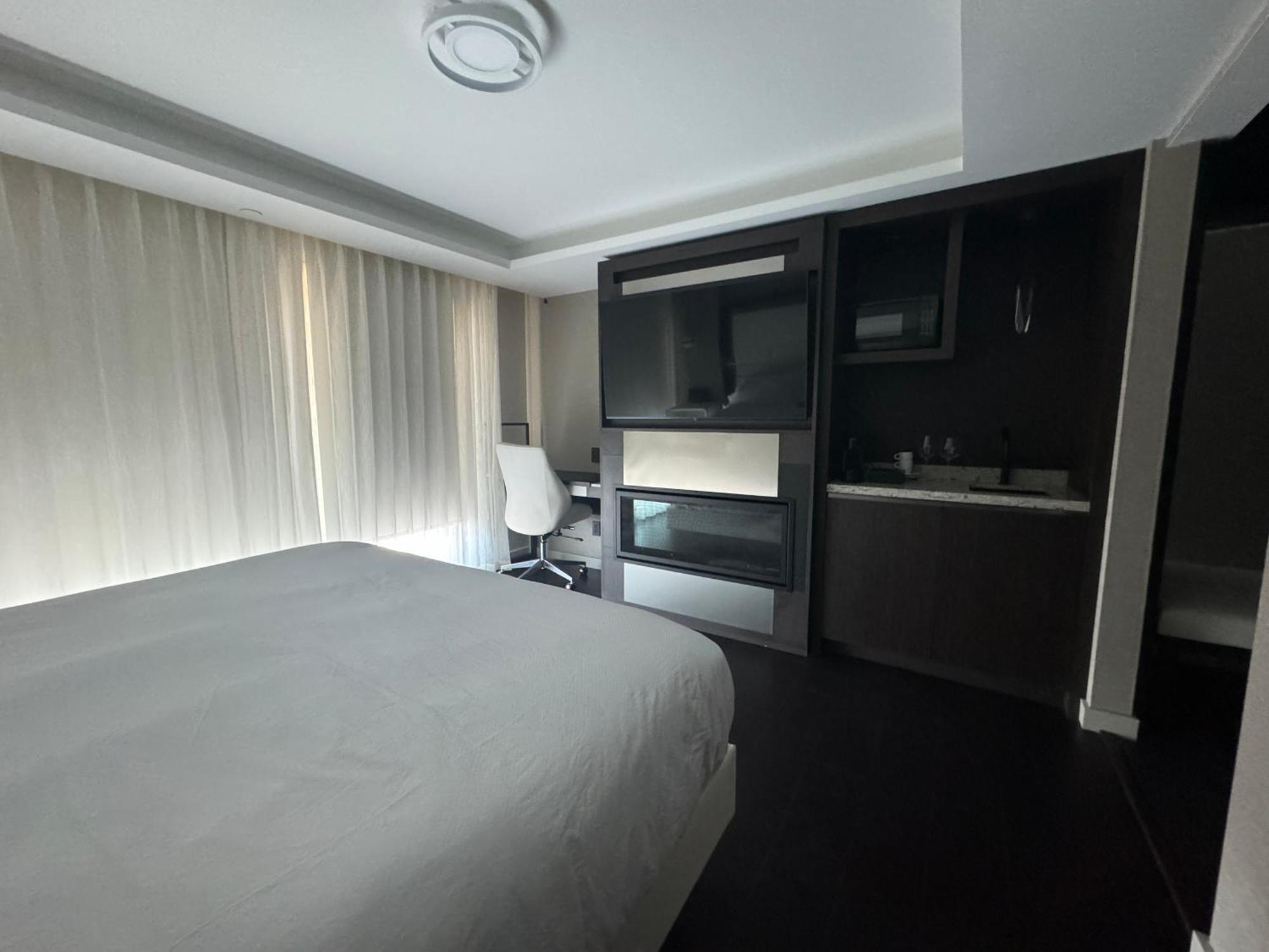 The Reid Hotel Vanderhoof ภายนอก รูปภาพ