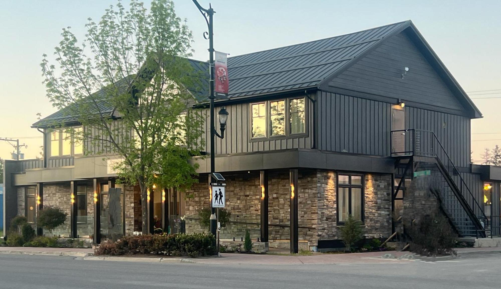 The Reid Hotel Vanderhoof ภายนอก รูปภาพ